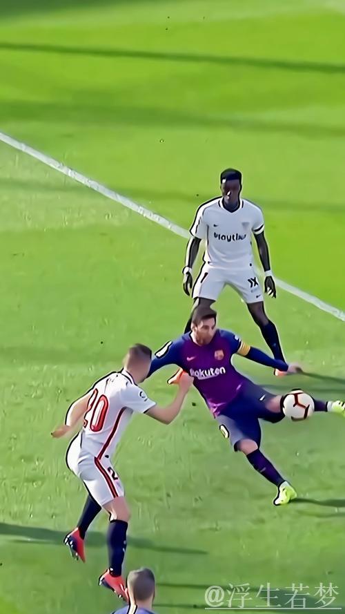 梅西个人秀:胸停后左脚16米凌空破门,点燃全场! 梅西个人秀:胸停后左脚16米凌空破门,点燃全场!