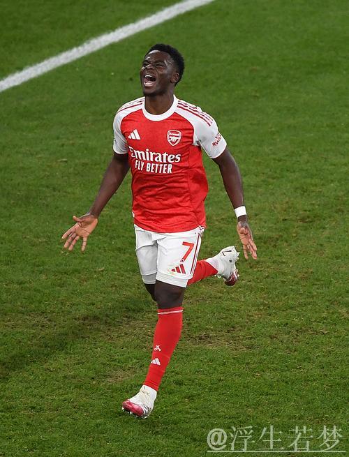 体坛联播｜阿森纳继续5分领跑，切尔西利物浦遭遇冷门