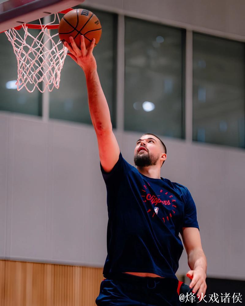 快船大胜开拓者升西部第五 国王终结火箭3连胜 快船大胜开拓者升西部第五 国王终结火箭3连胜