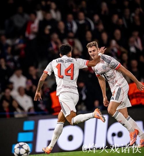 迪亚斯双响+剪刀脚直红 十人拜仁2-1巴黎全胜领跑 迪亚斯双响+剪刀脚直红 十人拜仁2-1巴黎全胜领跑